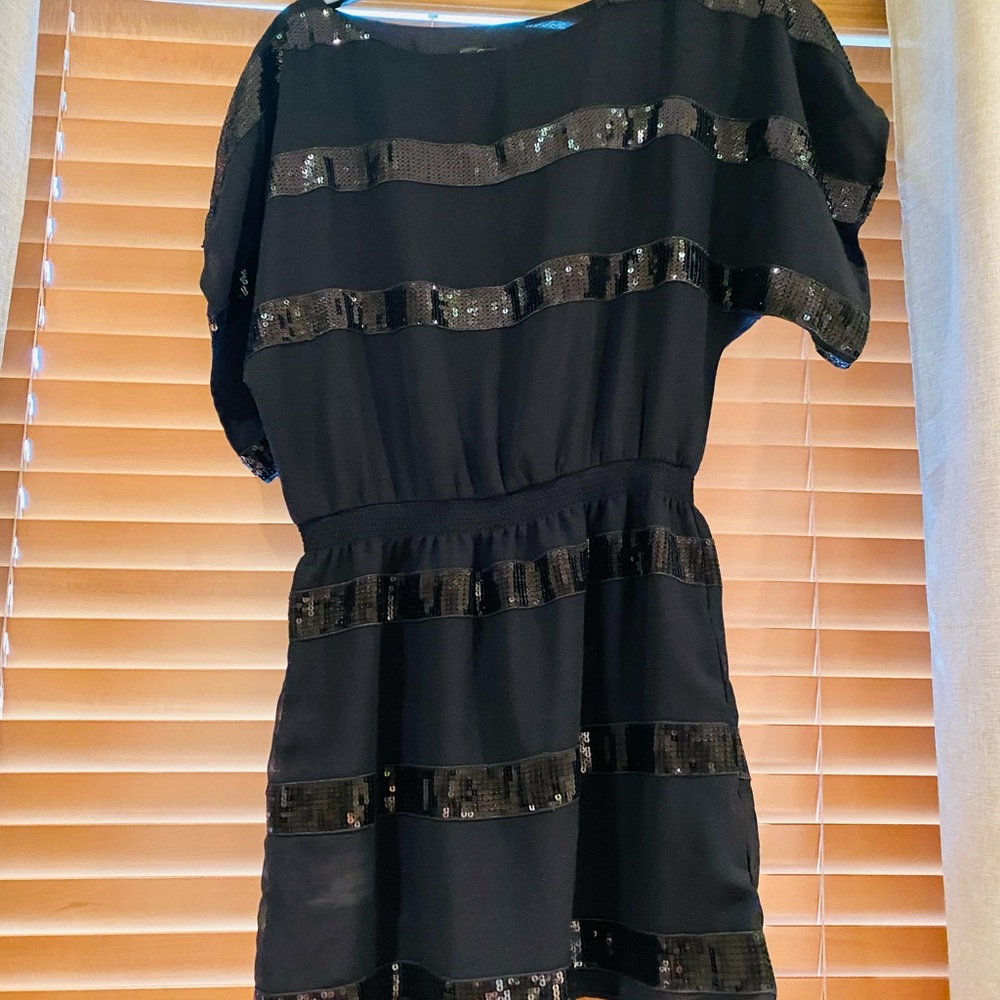 Jessica Simpson unworn long sequence top size m